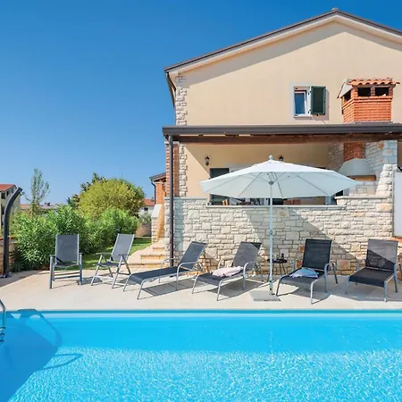 Holiday home Amazing In *